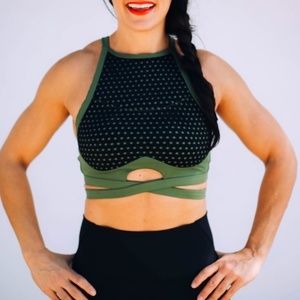 The Chestee Lulu Medium Impact Sports Bra Sz8